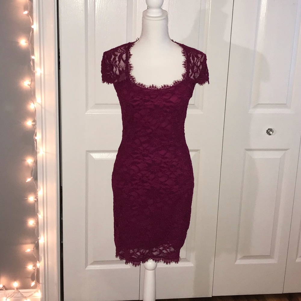 Lace Cranberry Bodycon Dress With Keyhole Back